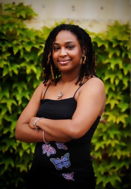 Shayla-Carbera-Headshot